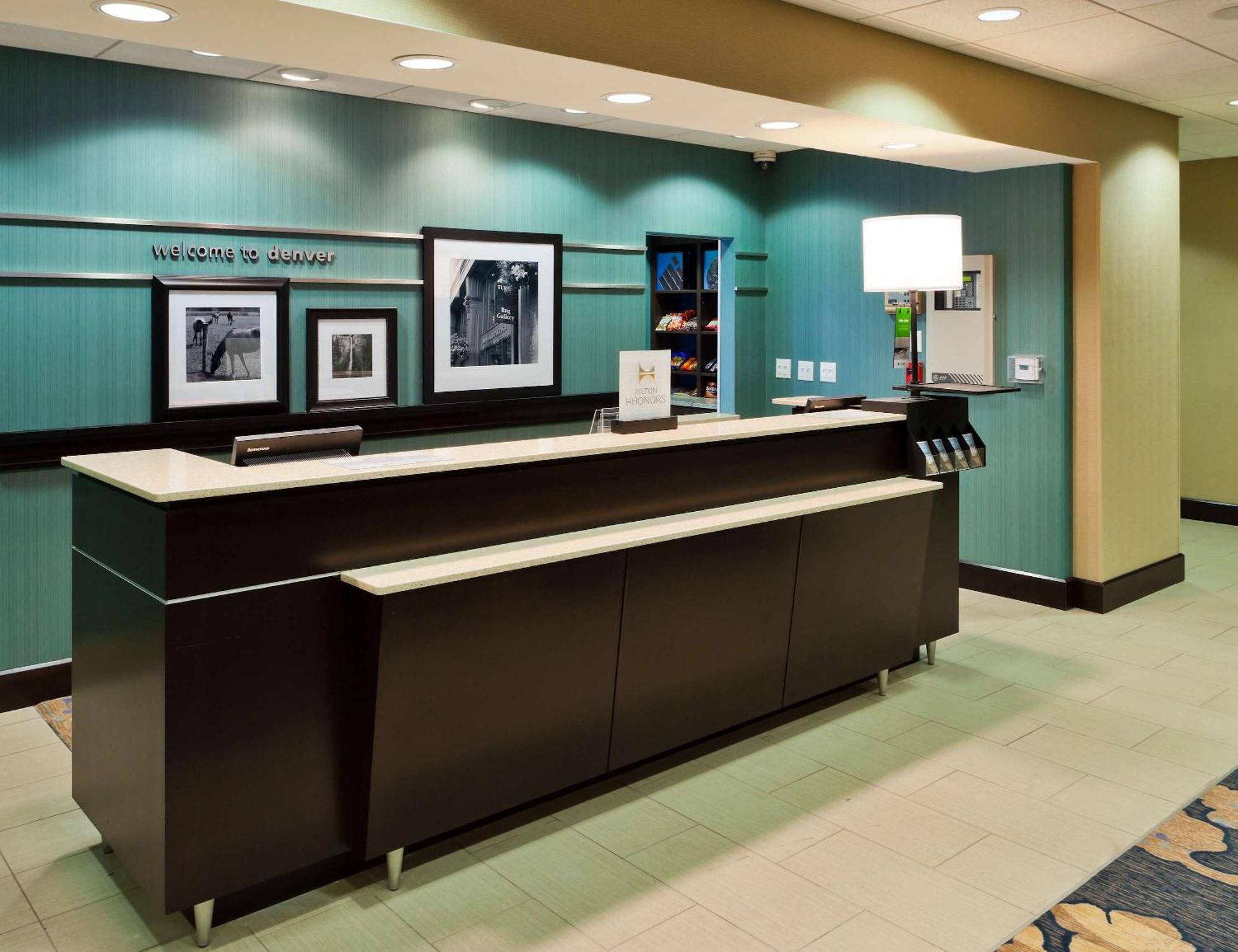 Hampton Inn & Suites Denver Airport / Gateway Park Aurora Kültér fotó